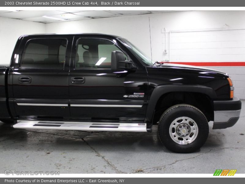 Black / Dark Charcoal 2003 Chevrolet Silverado 2500HD LS Crew Cab 4x4