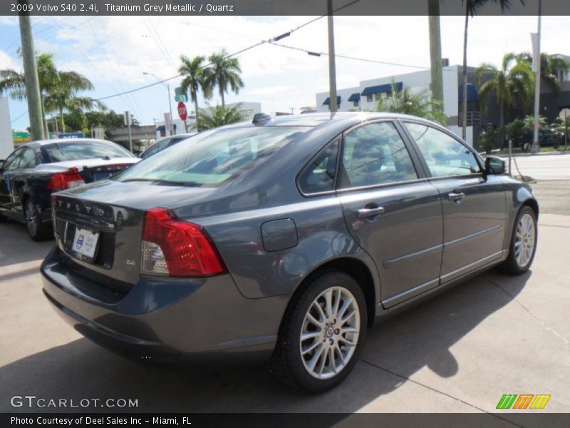 Titanium Grey Metallic / Quartz 2009 Volvo S40 2.4i