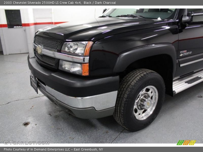 Black / Dark Charcoal 2003 Chevrolet Silverado 2500HD LS Crew Cab 4x4