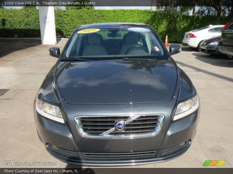 Titanium Grey Metallic / Quartz 2009 Volvo S40 2.4i