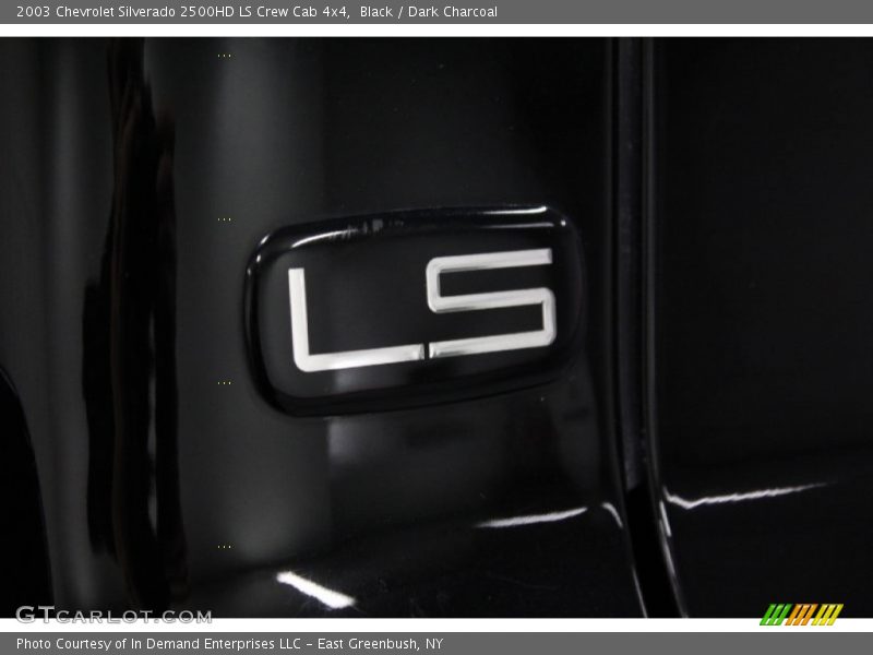 Black / Dark Charcoal 2003 Chevrolet Silverado 2500HD LS Crew Cab 4x4