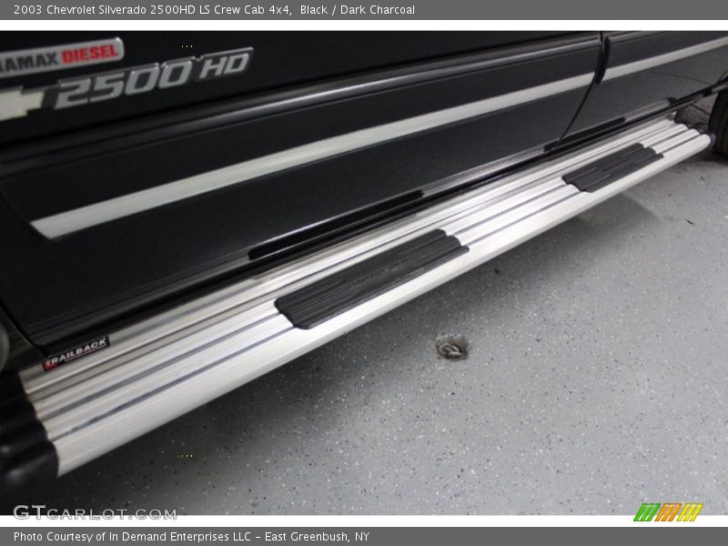 Black / Dark Charcoal 2003 Chevrolet Silverado 2500HD LS Crew Cab 4x4