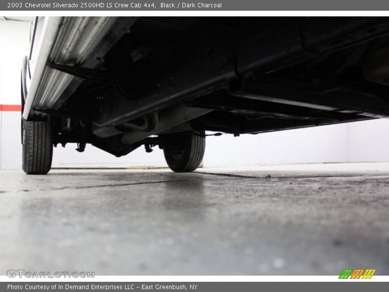 Black / Dark Charcoal 2003 Chevrolet Silverado 2500HD LS Crew Cab 4x4