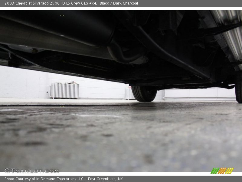 Black / Dark Charcoal 2003 Chevrolet Silverado 2500HD LS Crew Cab 4x4