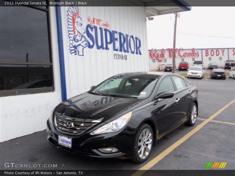 Midnight Black / Black 2013 Hyundai Sonata SE