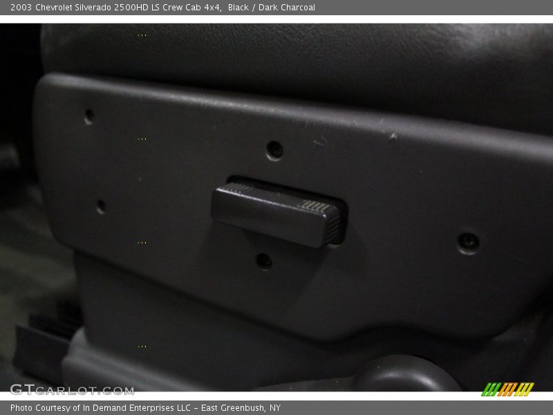 Black / Dark Charcoal 2003 Chevrolet Silverado 2500HD LS Crew Cab 4x4