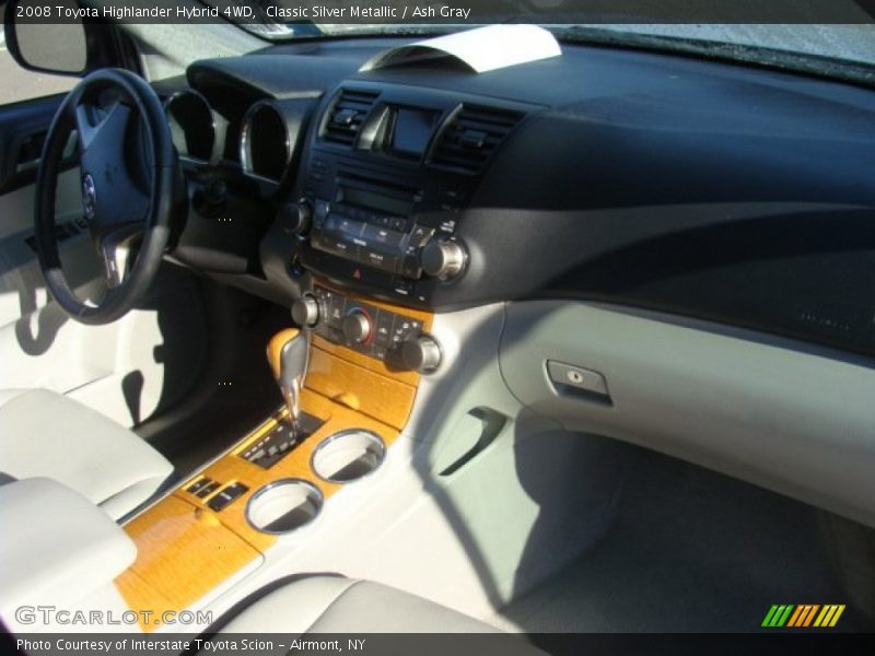 Classic Silver Metallic / Ash Gray 2008 Toyota Highlander Hybrid 4WD