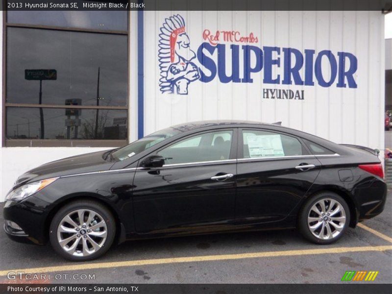 Midnight Black / Black 2013 Hyundai Sonata SE