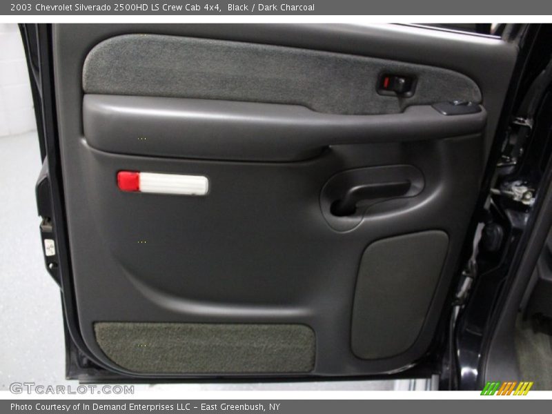Black / Dark Charcoal 2003 Chevrolet Silverado 2500HD LS Crew Cab 4x4