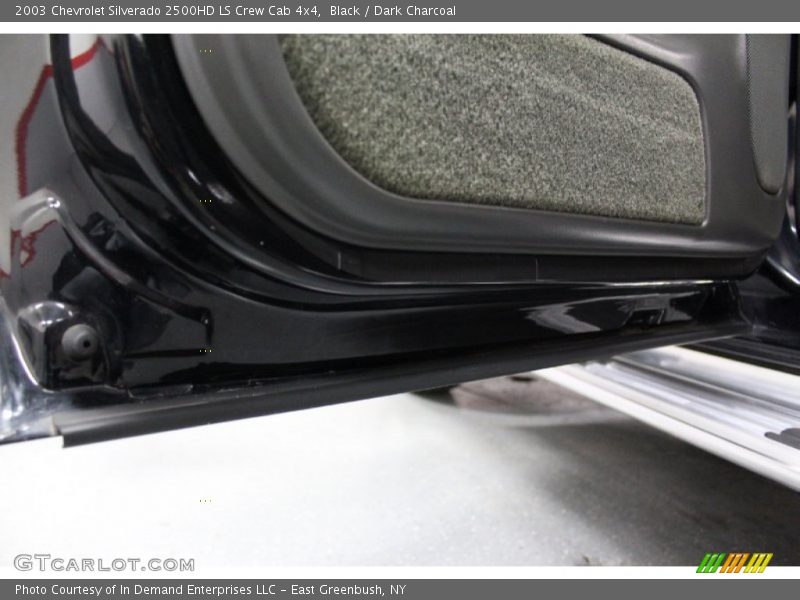 Black / Dark Charcoal 2003 Chevrolet Silverado 2500HD LS Crew Cab 4x4