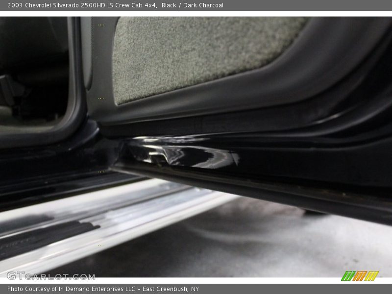 Black / Dark Charcoal 2003 Chevrolet Silverado 2500HD LS Crew Cab 4x4