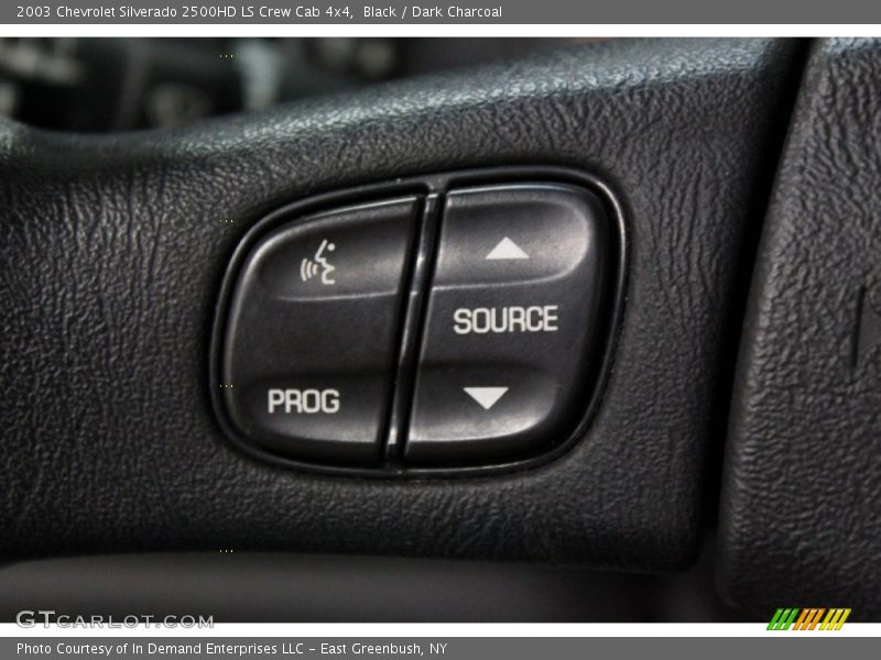 Black / Dark Charcoal 2003 Chevrolet Silverado 2500HD LS Crew Cab 4x4