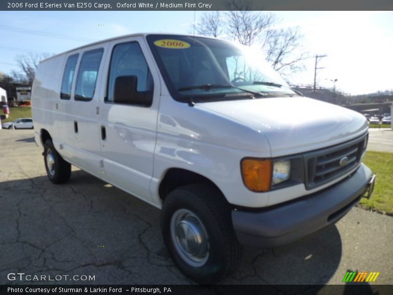 Oxford White / Medium Flint Grey 2006 Ford E Series Van E250 Cargo