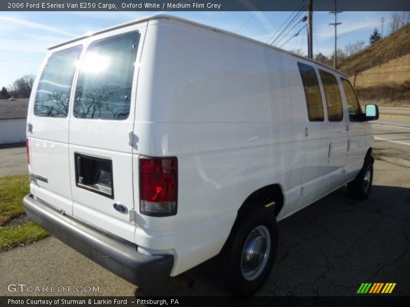 Oxford White / Medium Flint Grey 2006 Ford E Series Van E250 Cargo