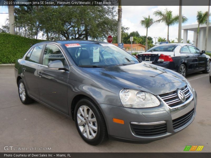 Platinum Grey Metallic / Titan Black 2010 Volkswagen Jetta SE Sedan