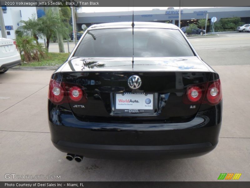 Black / Titan Black 2010 Volkswagen Jetta S Sedan