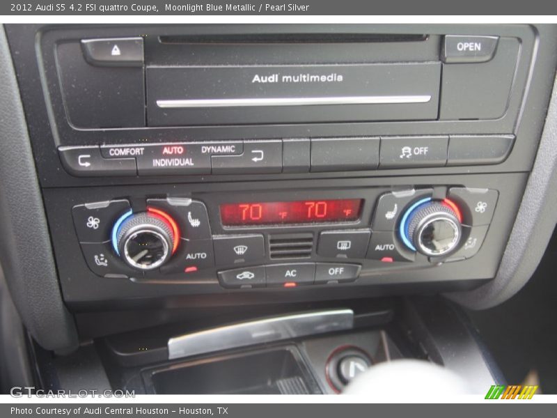 Moonlight Blue Metallic / Pearl Silver 2012 Audi S5 4.2 FSI quattro Coupe