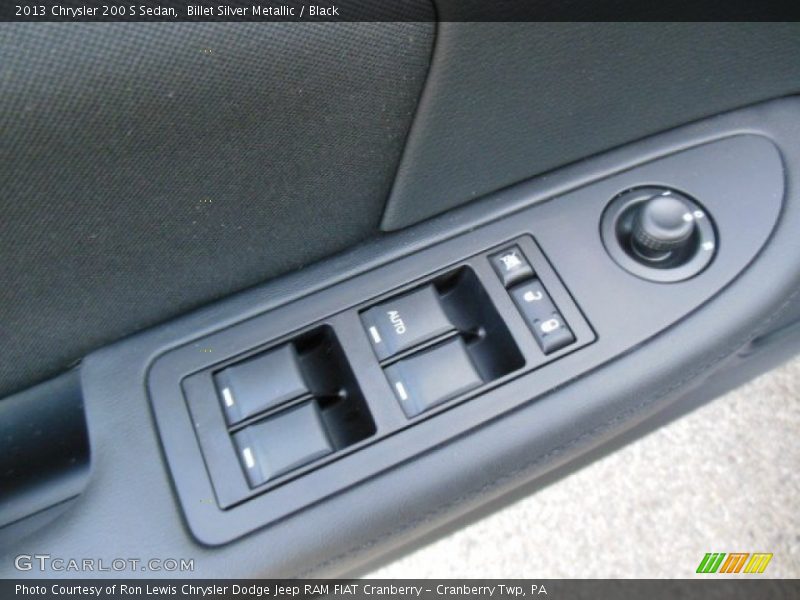 Billet Silver Metallic / Black 2013 Chrysler 200 S Sedan
