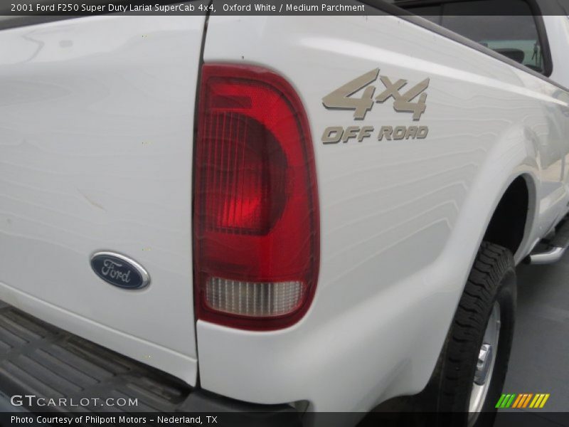 Oxford White / Medium Parchment 2001 Ford F250 Super Duty Lariat SuperCab 4x4