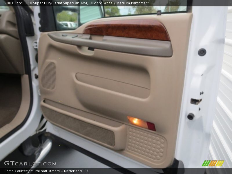 Oxford White / Medium Parchment 2001 Ford F250 Super Duty Lariat SuperCab 4x4