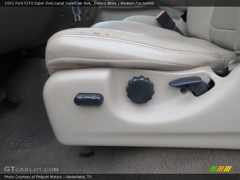 Oxford White / Medium Parchment 2001 Ford F250 Super Duty Lariat SuperCab 4x4