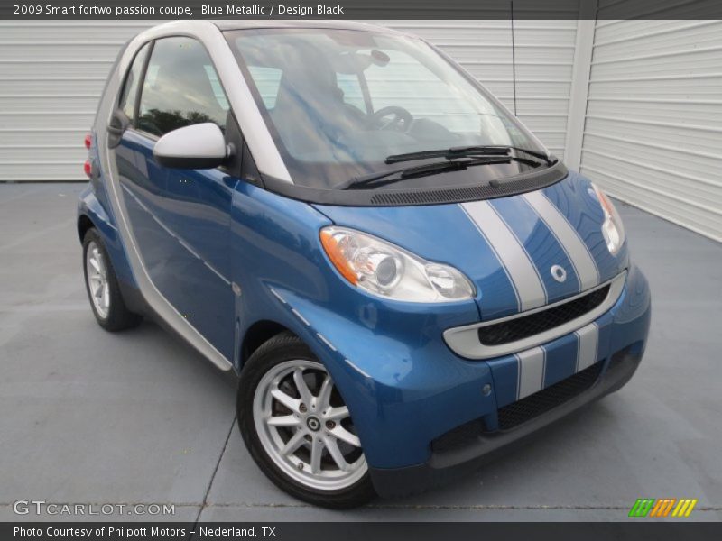 Front 3/4 View of 2009 fortwo passion coupe