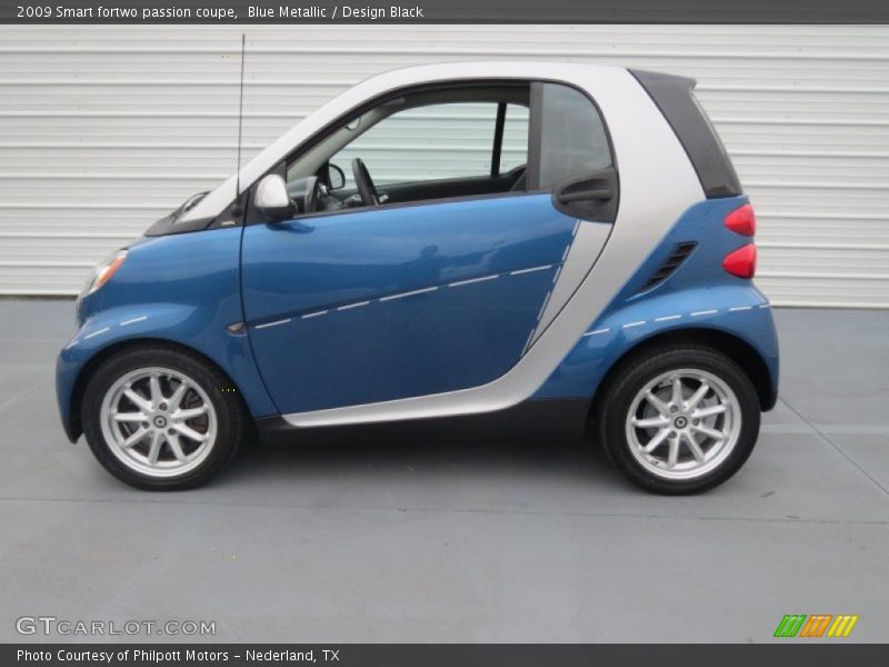 Blue Metallic / Design Black 2009 Smart fortwo passion coupe