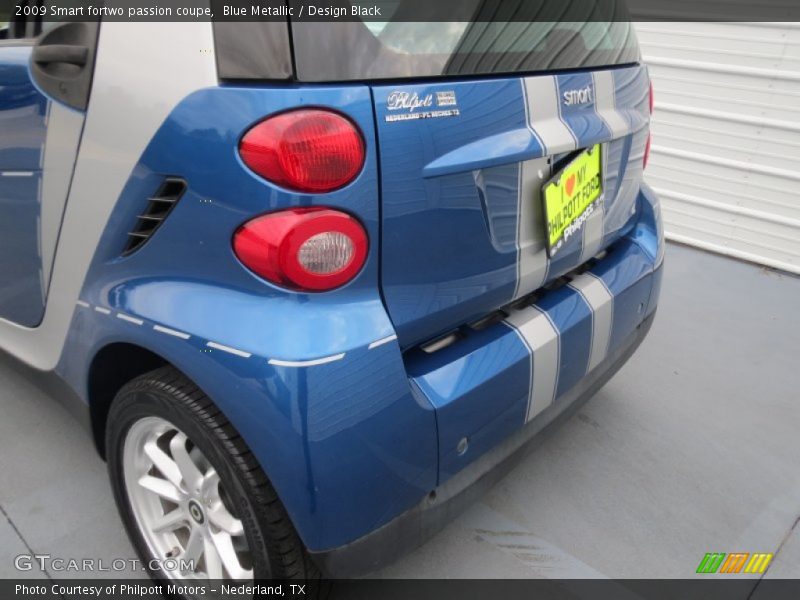 Blue Metallic / Design Black 2009 Smart fortwo passion coupe