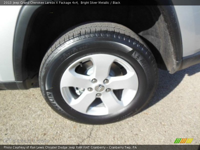 Bright Silver Metallic / Black 2013 Jeep Grand Cherokee Laredo X Package 4x4