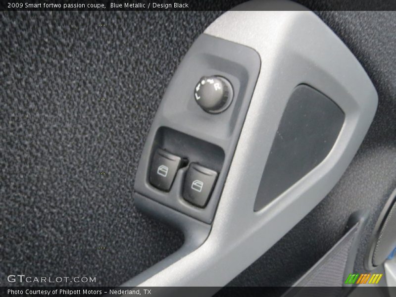 Controls of 2009 fortwo passion coupe