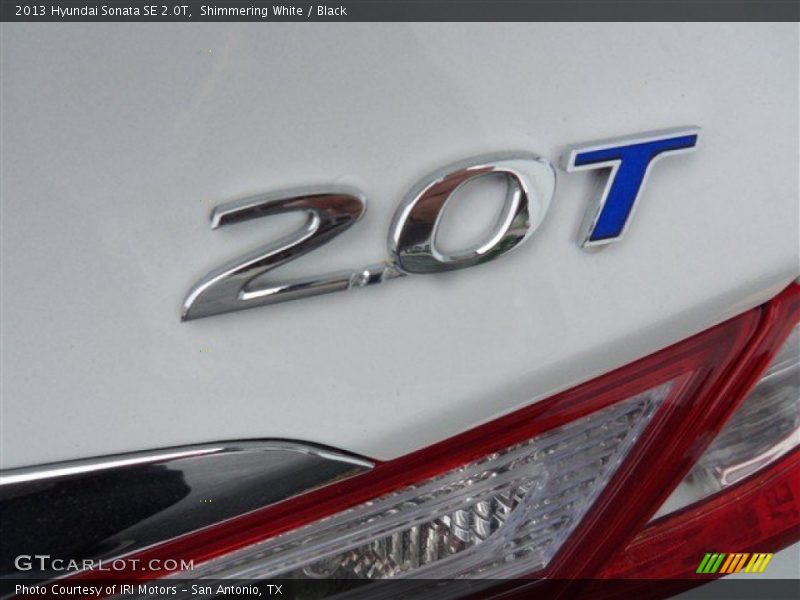 Shimmering White / Black 2013 Hyundai Sonata SE 2.0T
