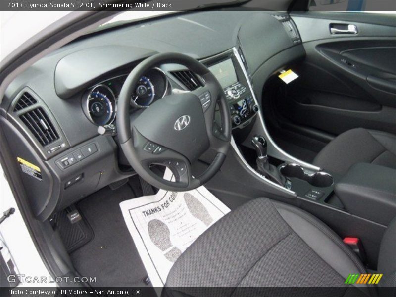 Shimmering White / Black 2013 Hyundai Sonata SE 2.0T