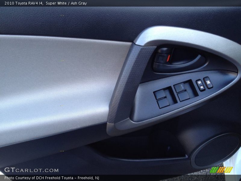 Super White / Ash Gray 2010 Toyota RAV4 I4