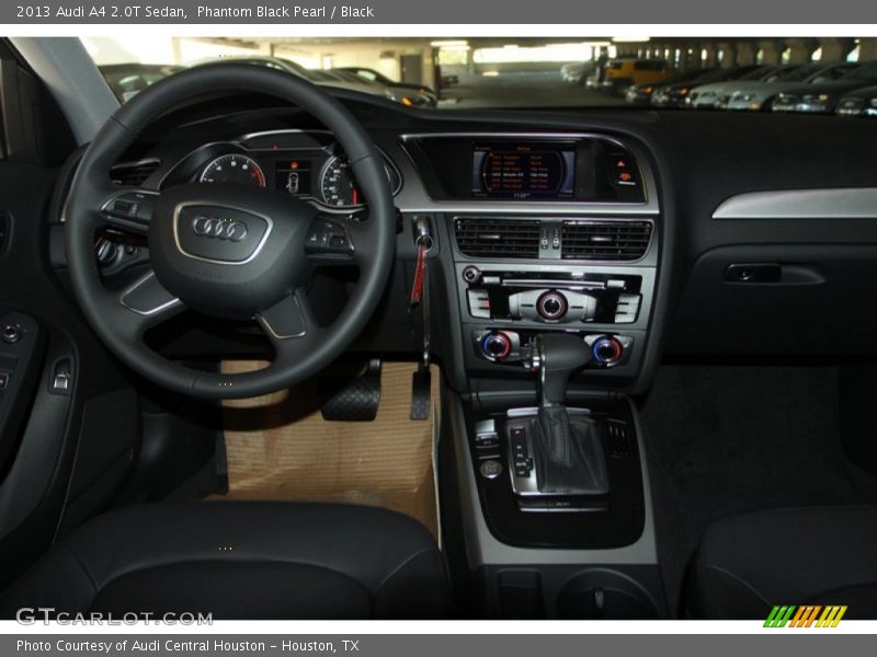 Phantom Black Pearl / Black 2013 Audi A4 2.0T Sedan