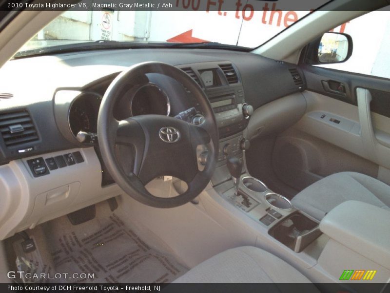 Magnetic Gray Metallic / Ash 2010 Toyota Highlander V6