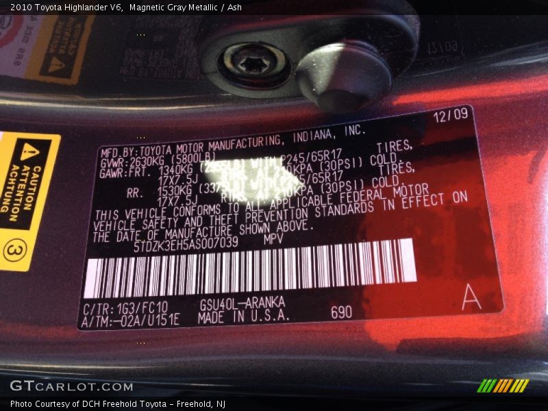Magnetic Gray Metallic / Ash 2010 Toyota Highlander V6