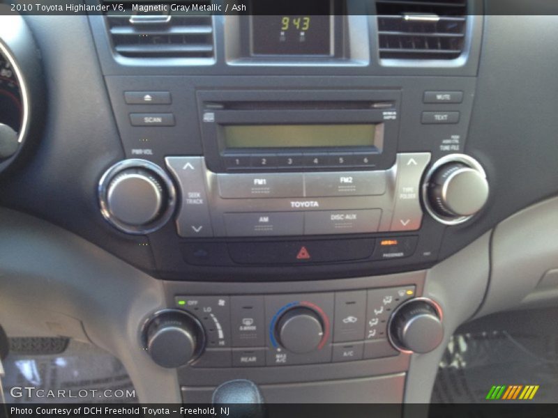 Magnetic Gray Metallic / Ash 2010 Toyota Highlander V6