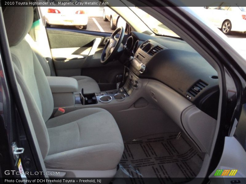 Magnetic Gray Metallic / Ash 2010 Toyota Highlander V6