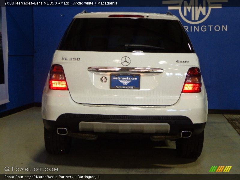 Arctic White / Macadamia 2008 Mercedes-Benz ML 350 4Matic