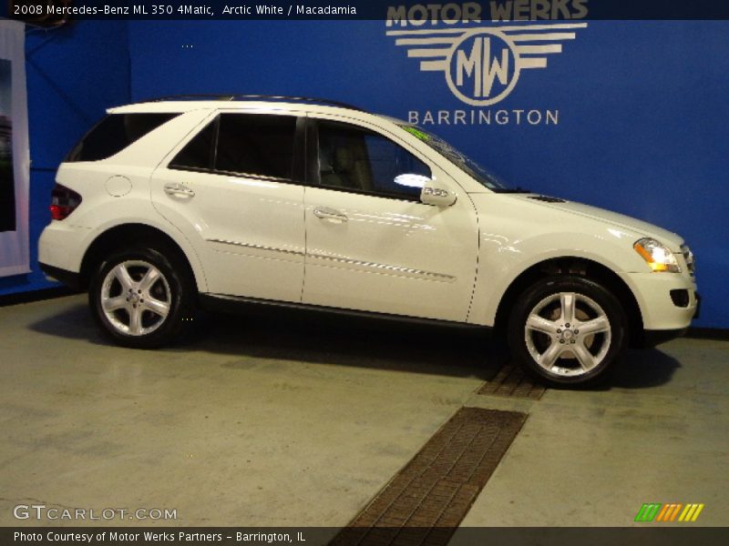 Arctic White / Macadamia 2008 Mercedes-Benz ML 350 4Matic