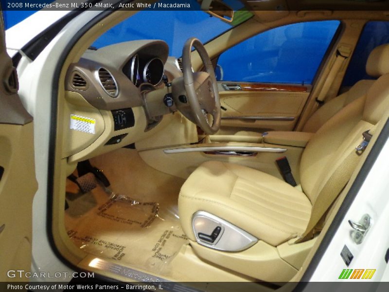 Arctic White / Macadamia 2008 Mercedes-Benz ML 350 4Matic