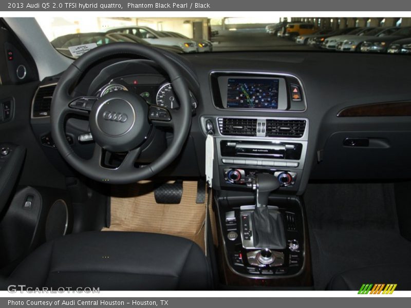 Phantom Black Pearl / Black 2013 Audi Q5 2.0 TFSI hybrid quattro