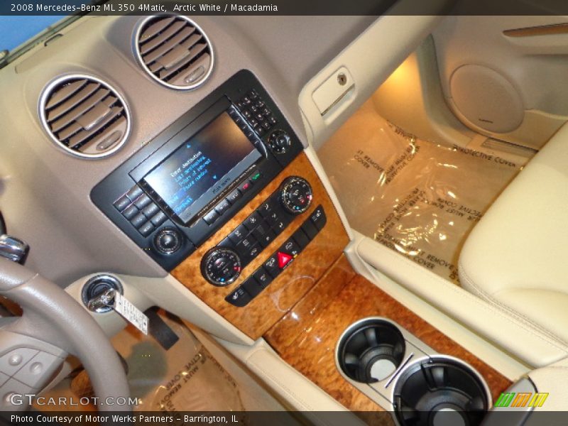 Arctic White / Macadamia 2008 Mercedes-Benz ML 350 4Matic