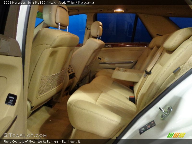 Arctic White / Macadamia 2008 Mercedes-Benz ML 350 4Matic