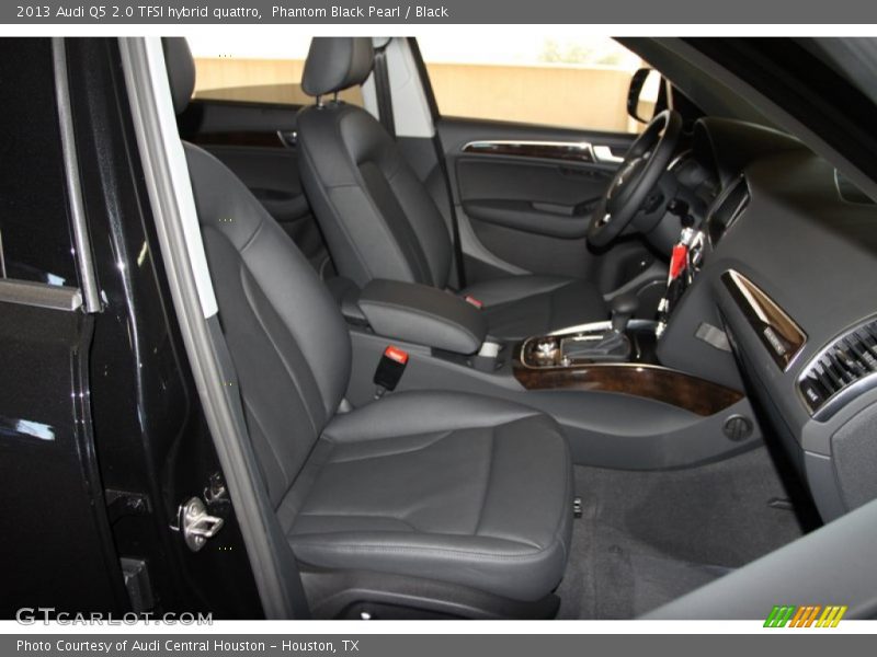  2013 Q5 2.0 TFSI hybrid quattro Black Interior