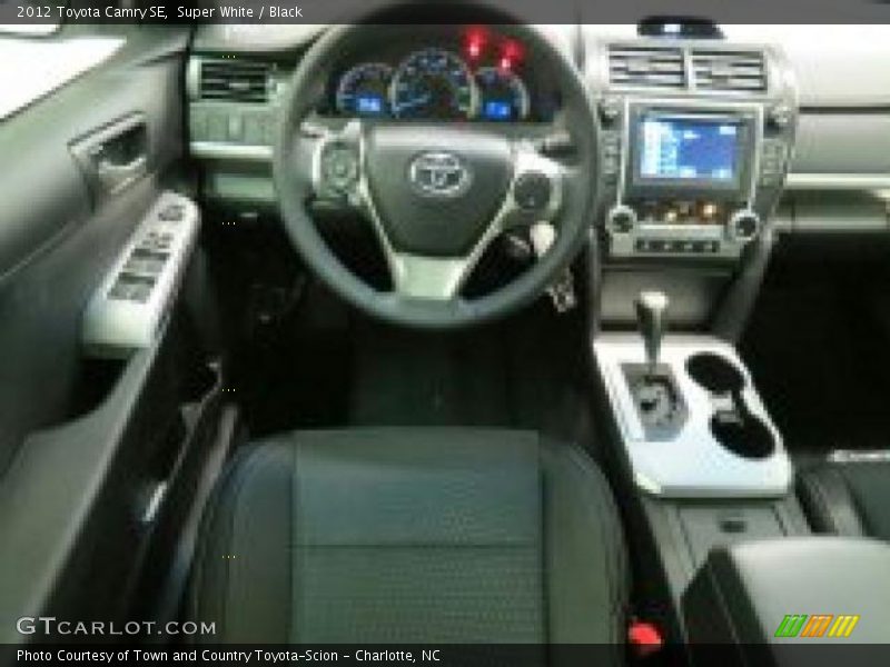 Super White / Black 2012 Toyota Camry SE