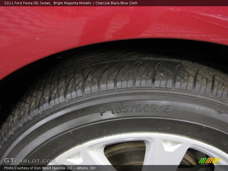 Bright Magenta Metallic / Charcoal Black/Blue Cloth 2011 Ford Fiesta SEL Sedan