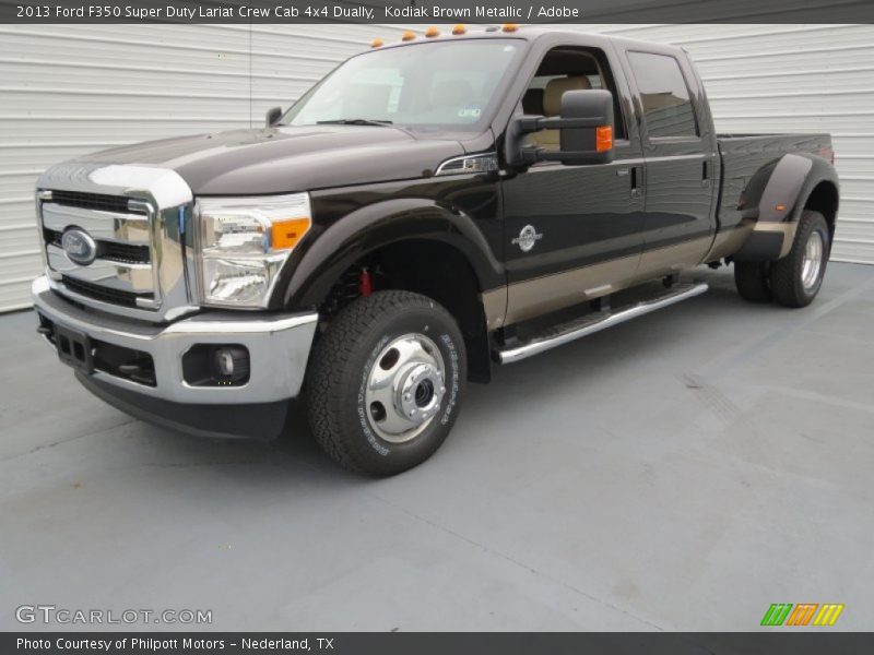Front 3/4 View of 2013 F350 Super Duty Lariat Crew Cab 4x4 Dually