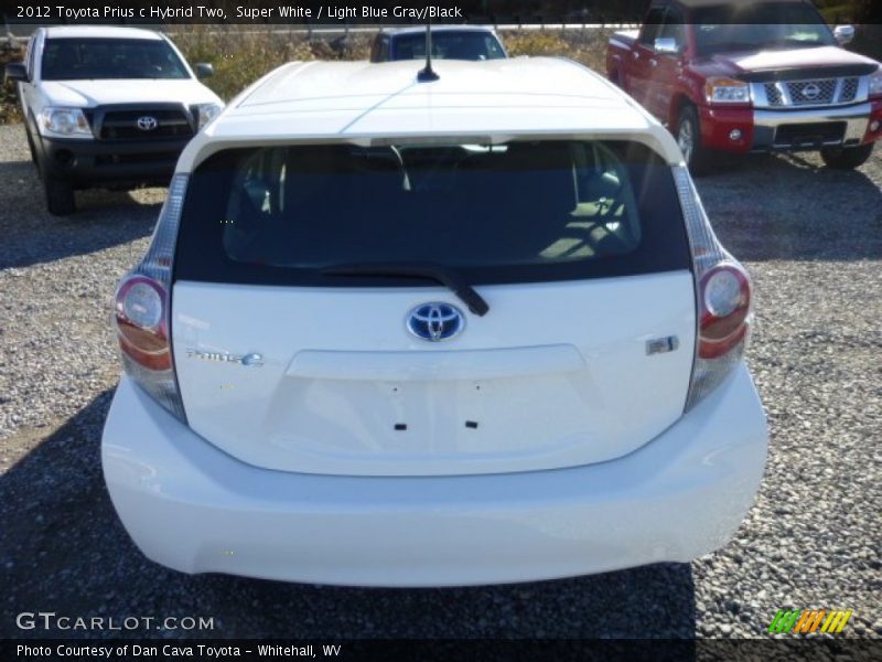 Super White / Light Blue Gray/Black 2012 Toyota Prius c Hybrid Two