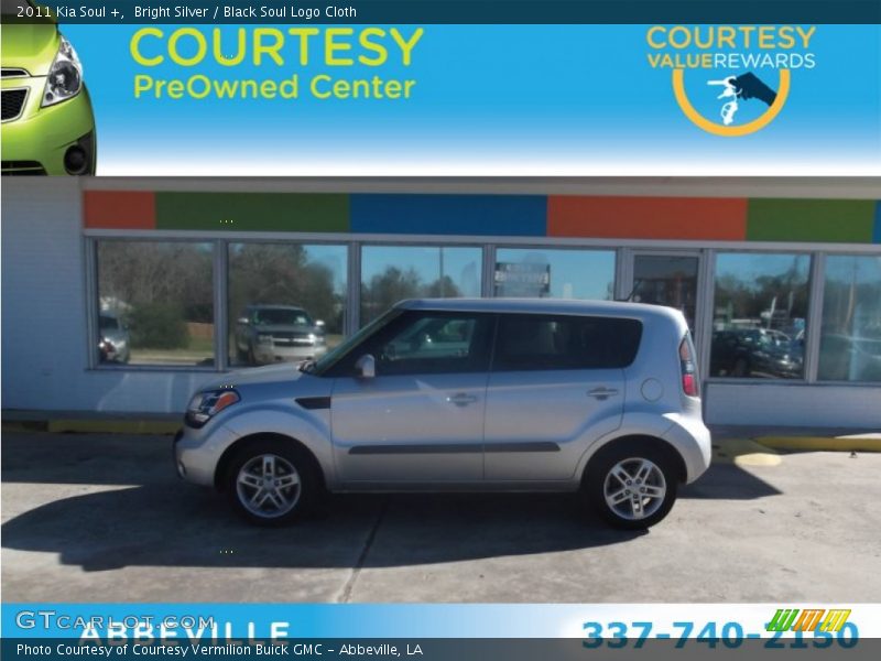 Bright Silver / Black Soul Logo Cloth 2011 Kia Soul +